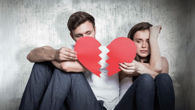 چگونه با درد طلاق کنار بیاییم؟ (درمان درد جدایی)